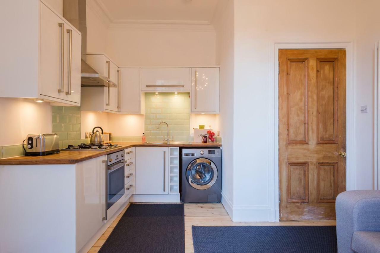 Historic Edinburgh 1890S Home Turned Relaxing Retreat المظهر الخارجي الصورة