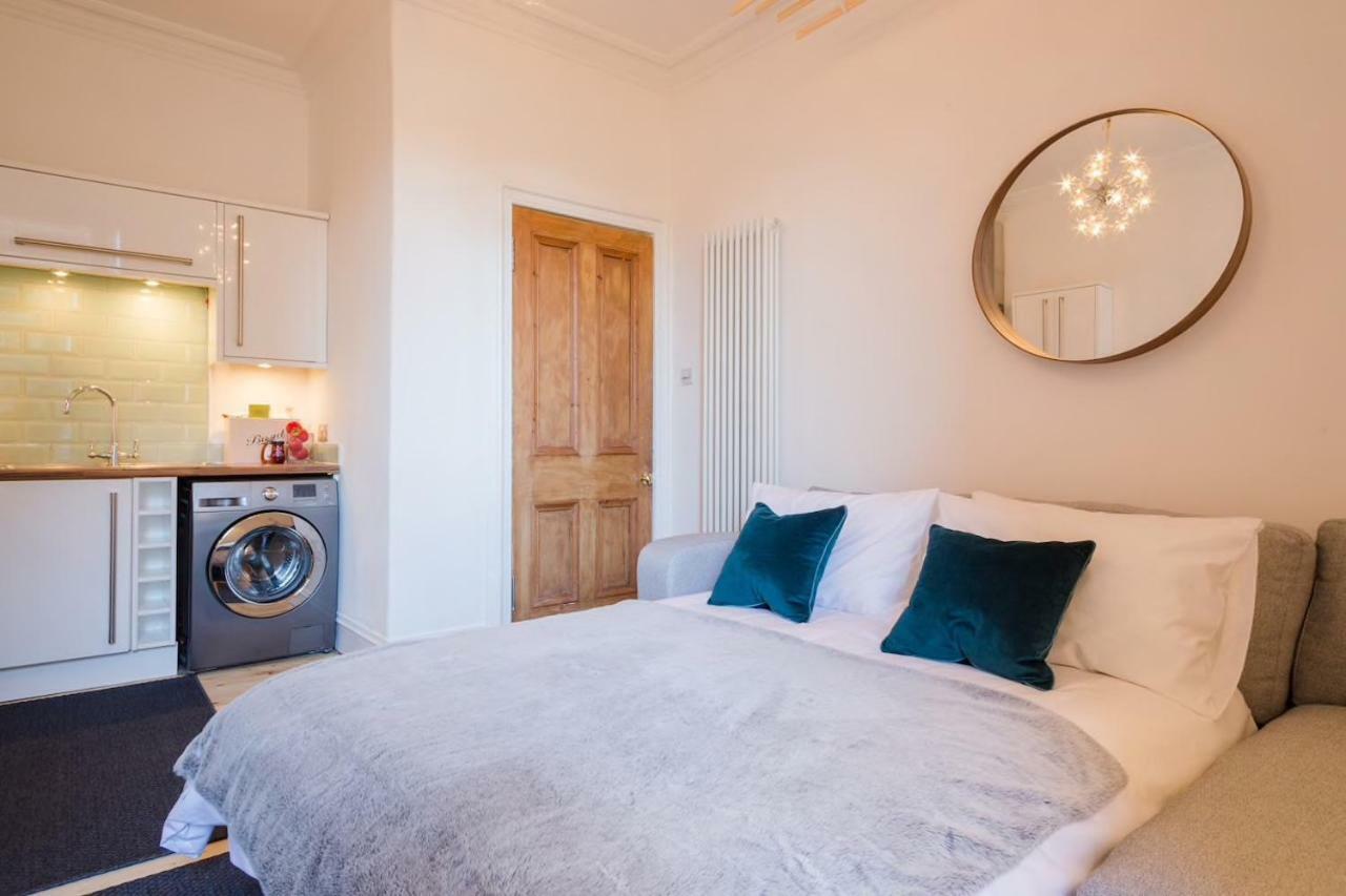 Historic Edinburgh 1890S Home Turned Relaxing Retreat المظهر الخارجي الصورة
